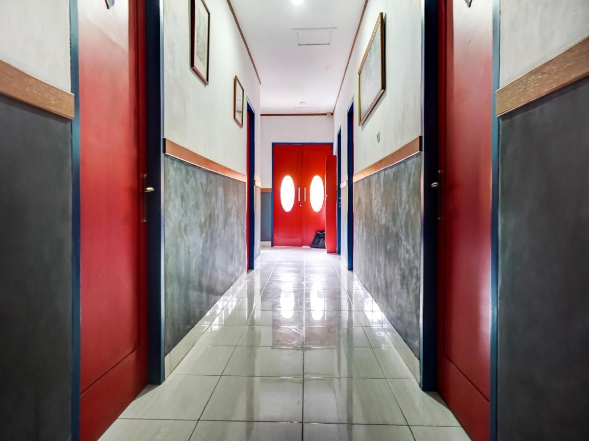 Hotel B Shaw 2*